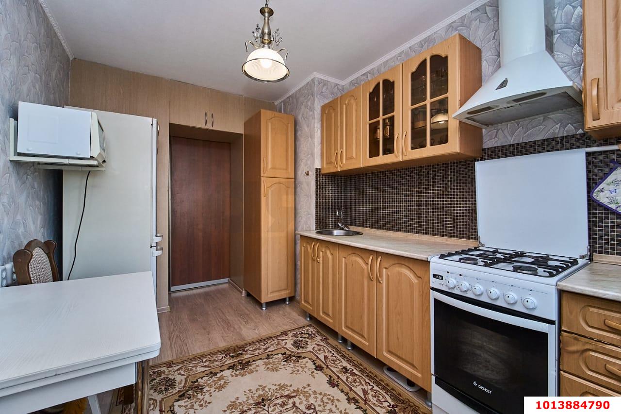 Фото №5: 4-комнатная квартира 75&nbsp;м², 8/9&nbsp;эт. - Краснодар, Карасунский внутригородской округ, мкр. Гидростроителей, ул. имени Игнатова, 51