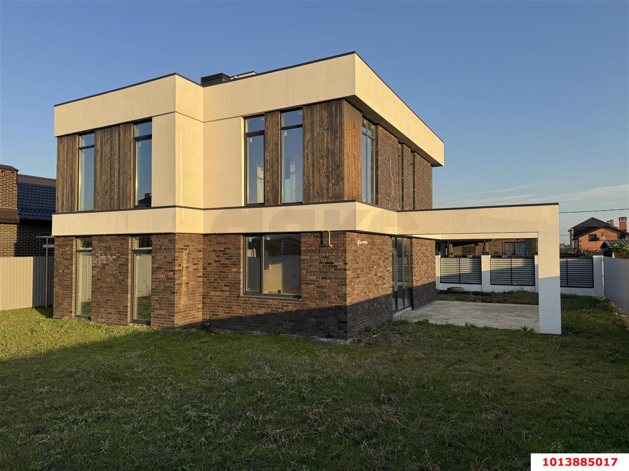 Фото №2: Дом 275&nbsp;м² + 6&nbsp;сот., 2&nbsp;эт. - Краснодар, Карасунский внутригородской округ, мкр. ДНТ Знаменский, ул. Кубанская, 16