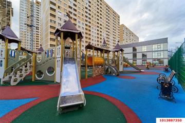 Фото №1: 1-комнатная квартира 34 м², 14/22 эт. - Краснодар, мкр. Славянский, ул. Заполярная, 39лит10