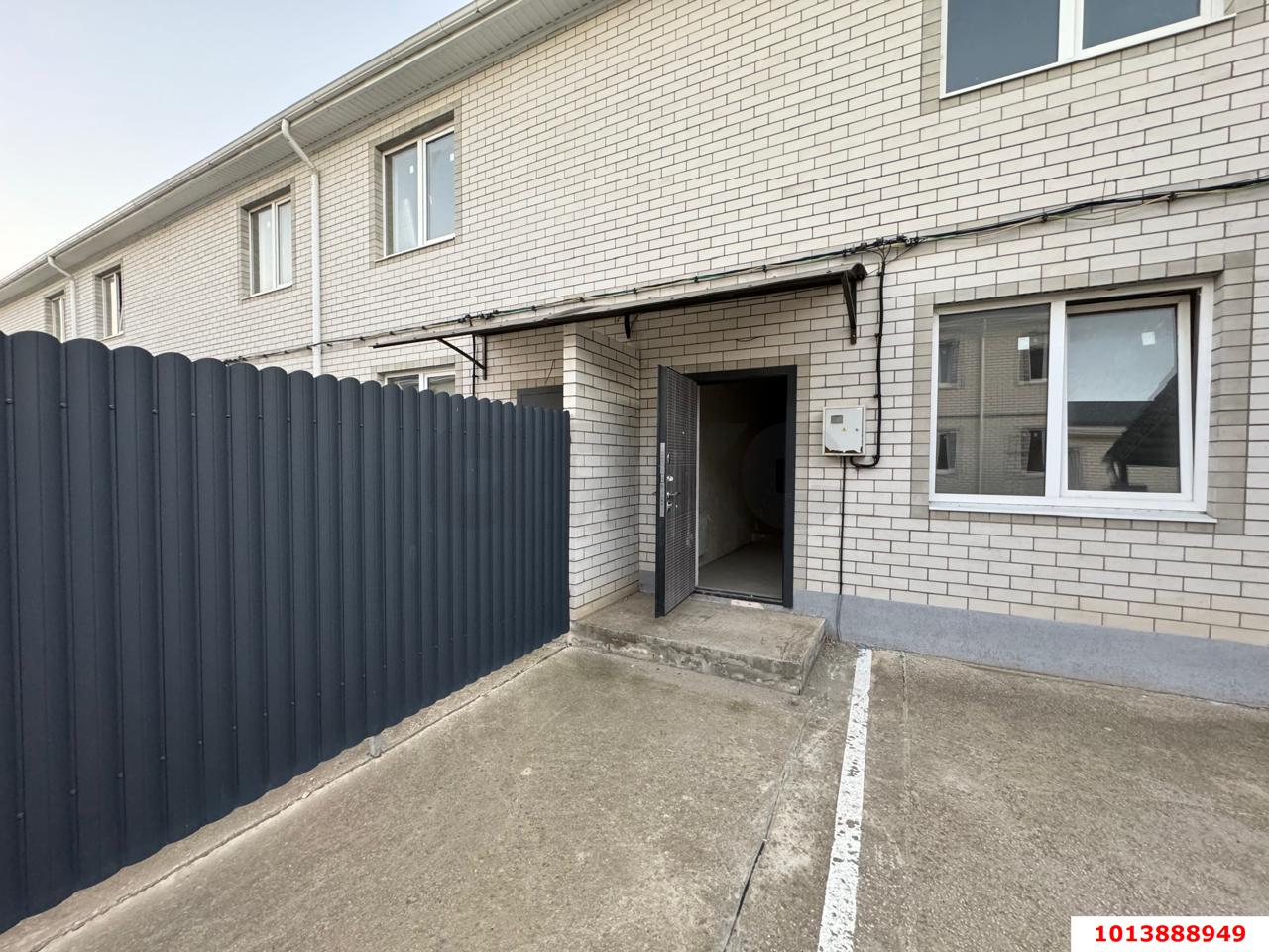 Фото №9: 3-комнатная квартира 90&nbsp;м², 1/2&nbsp;эт. - Пригородный, Карасунский внутригородской округ, мкр. Алтайский, ул. Болгарская, 14к2