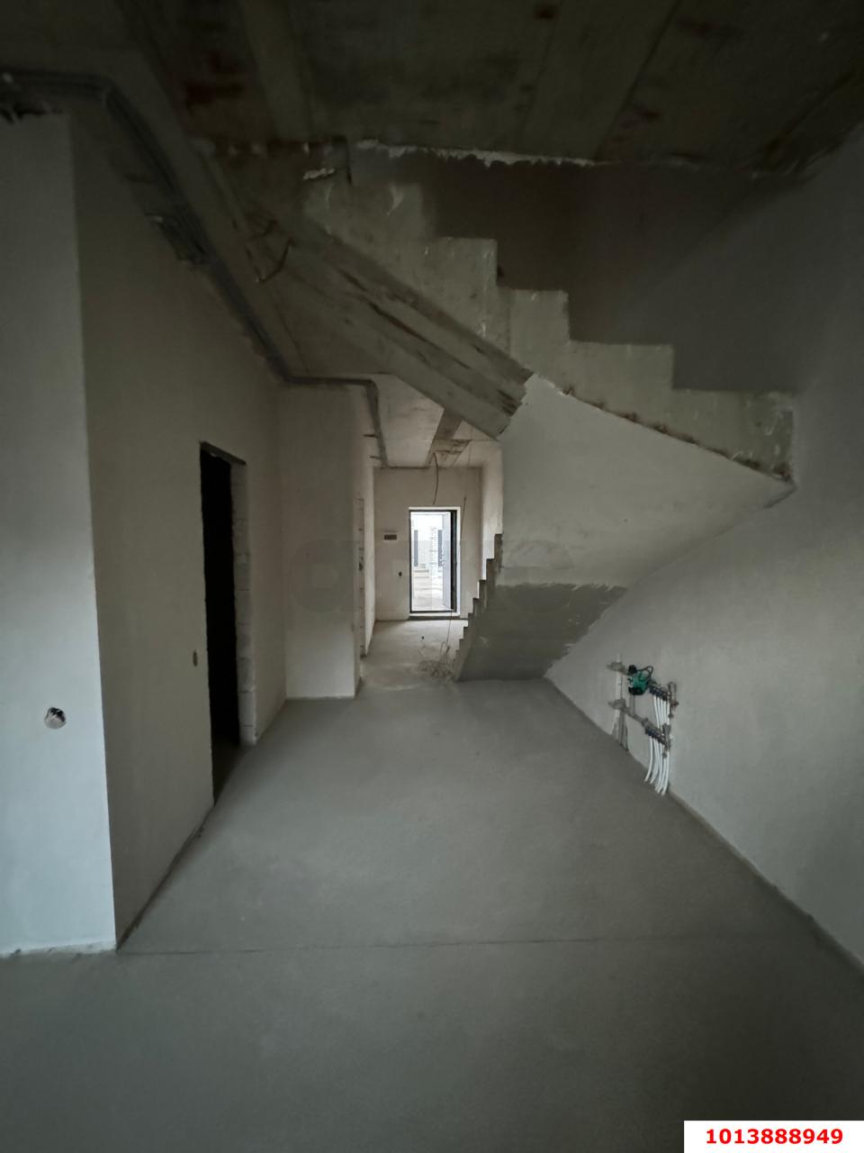Фото №8: 3-комнатная квартира 90&nbsp;м², 1/2&nbsp;эт. - Пригородный, Карасунский внутригородской округ, мкр. Алтайский, ул. Болгарская, 14к2