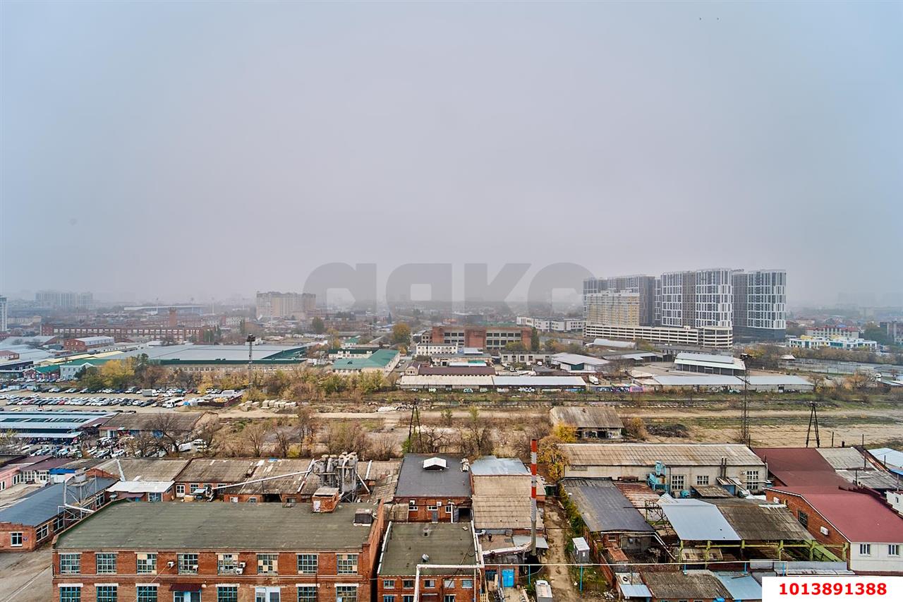 Фото №19: 2-комнатная квартира 90&nbsp;м², 15/16&nbsp;эт. - Краснодар, Центральный внутригородской округ, мкр. Центральный, ул. Промышленная, 19/2