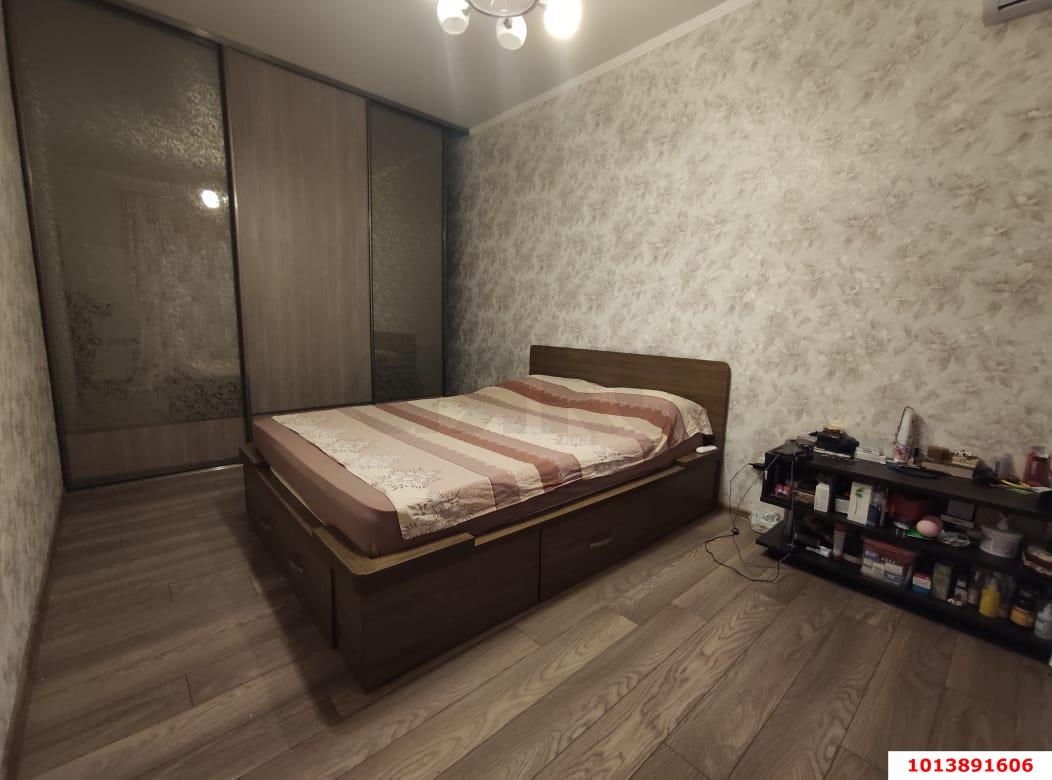 Фото №2: Дом 191&nbsp;м² + 2&nbsp;сот., 2&nbsp;эт. - Краснодар, Прикубанский внутригородской округ, мкр. Фестивальный, пр-кт Константина Образцова, 1/1