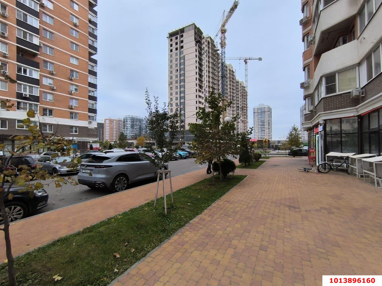 Фото №5: Торговое помещение 105&nbsp;м², 1/18&nbsp;эт. - Краснодар, Прикубанский внутригородской округ, Россинского, мкр. жилой комплекс Альпы, ул. Командорская, 6к2