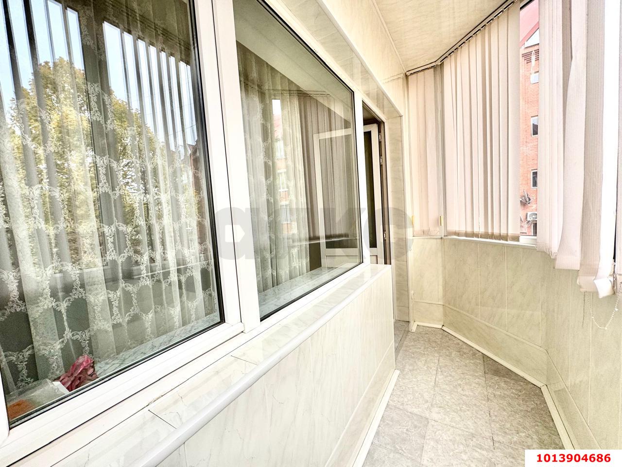 Фото №10: 4-комнатная квартира 150&nbsp;м², 3/6&nbsp;эт. - Краснодар, Прикубанский внутригородской округ, мкр. Фестивальный, ул. Яна Полуяна, 17