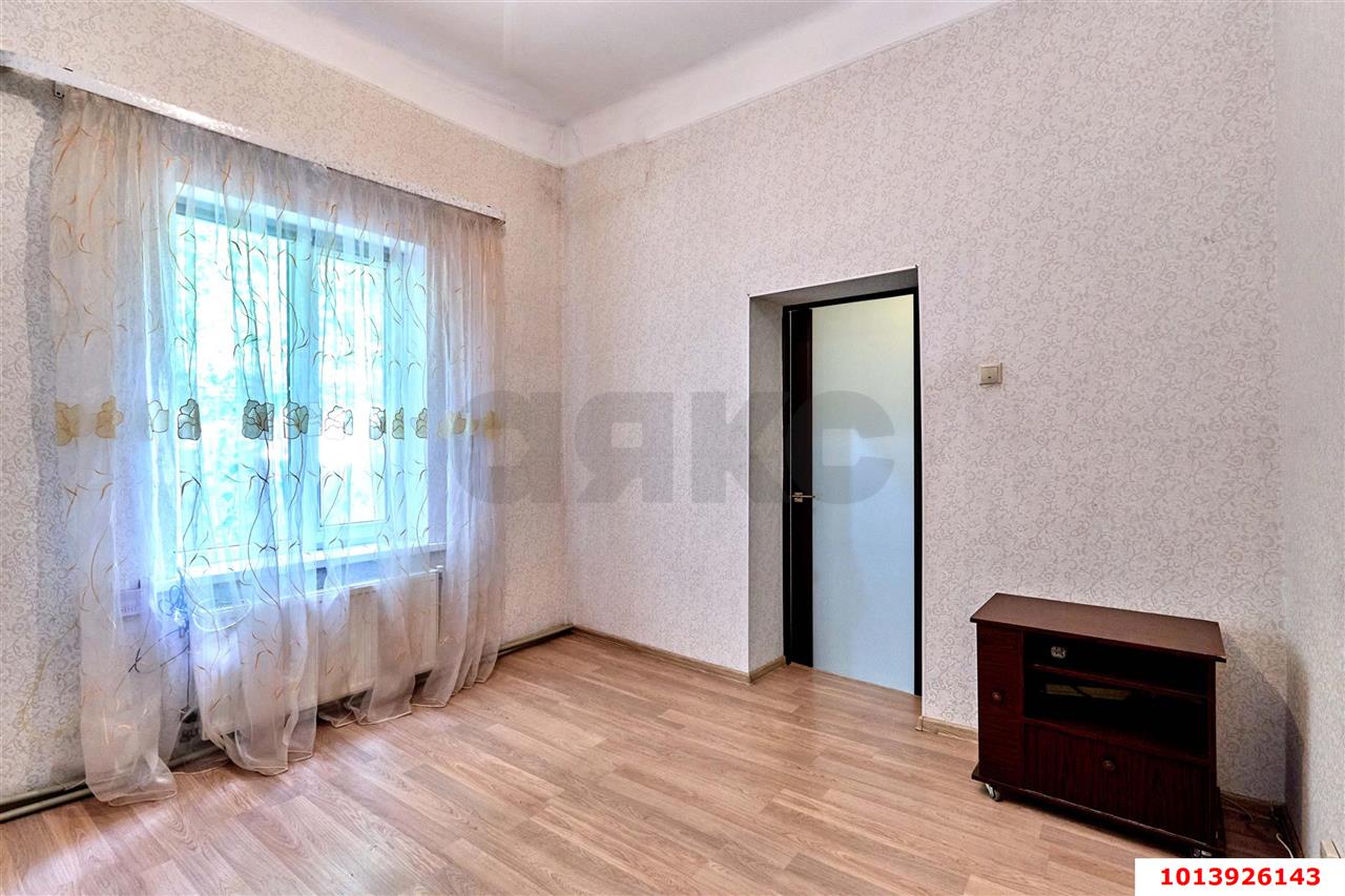 Фото №4: Дом 46&nbsp;м² + 3&nbsp;сот., 1&nbsp;эт. - Краснодар, Западный внутригородской округ, мкр. Центральный, ул. Ленина, 12