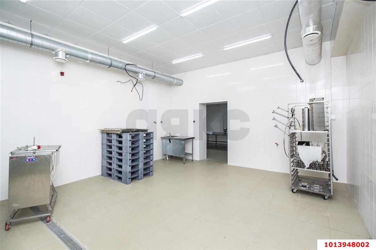 Фото №4: Производственное помещение 391&nbsp;м², 1/1&nbsp;эт. - Новотитаровская