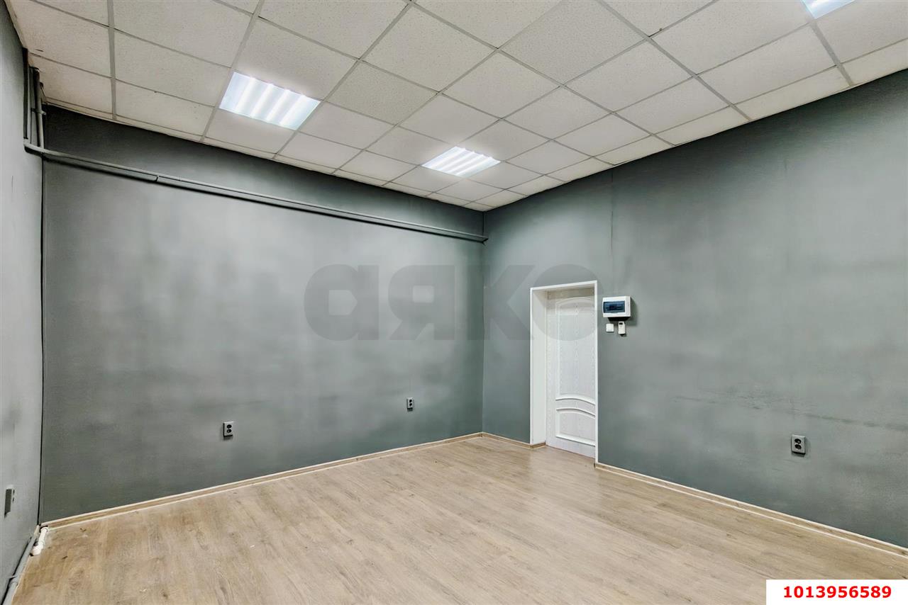Фото №7: Офисное помещение 58&nbsp;м², 1/1&nbsp;эт. - Краснодар, Центральный внутригородской округ, мкр. Центральный, ул. Ленина, 90/2