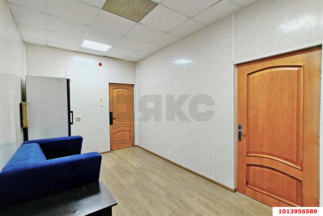 Фото №3: Офисное помещение 58&nbsp;м², 1/1&nbsp;эт. - Краснодар, Центральный внутригородской округ, мкр. Центральный, ул. Ленина, 90/2
