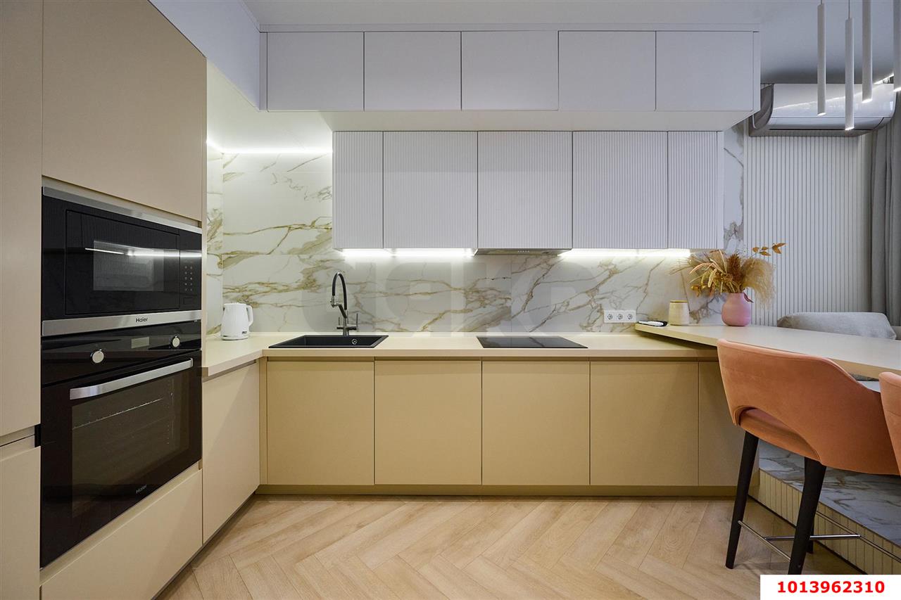 Фото №4: 2-комнатная квартира 70&nbsp;м², 2/23&nbsp;эт. - Краснодар, Центральный внутригородской округ, Табачная Фабрика, мкр. ЖК Все Свои Вип, ул. Колхозная, 5