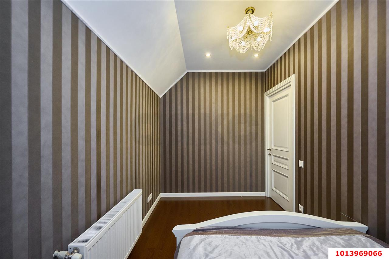 Фото №9: Дом 270&nbsp;м² + 6&nbsp;сот., 2&nbsp;эт. - Краснодар, Прикубанский внутригородской округ, мкр. Табачная Фабрика, ул. 1 Мая, 43