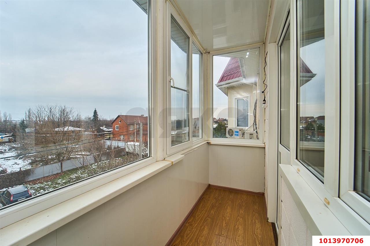 Фото №4: Студия 40&nbsp;м², 3/3&nbsp;эт. - Краснодар, Прикубанский внутригородской округ, мкр. Сады Калинина, ул. Троицкая, 150