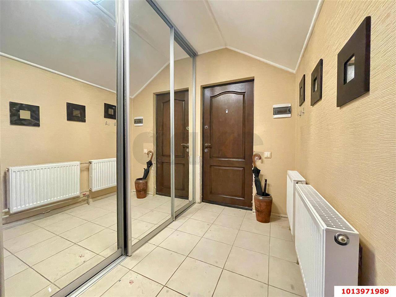 Фото №6: 3-комнатная квартира 80&nbsp;м², 4/4&nbsp;эт. - Краснодар, Прикубанский внутригородской округ, Калинино, мкр. Завод Радиоизмерительных Приборов, ул. Узбекская, 19