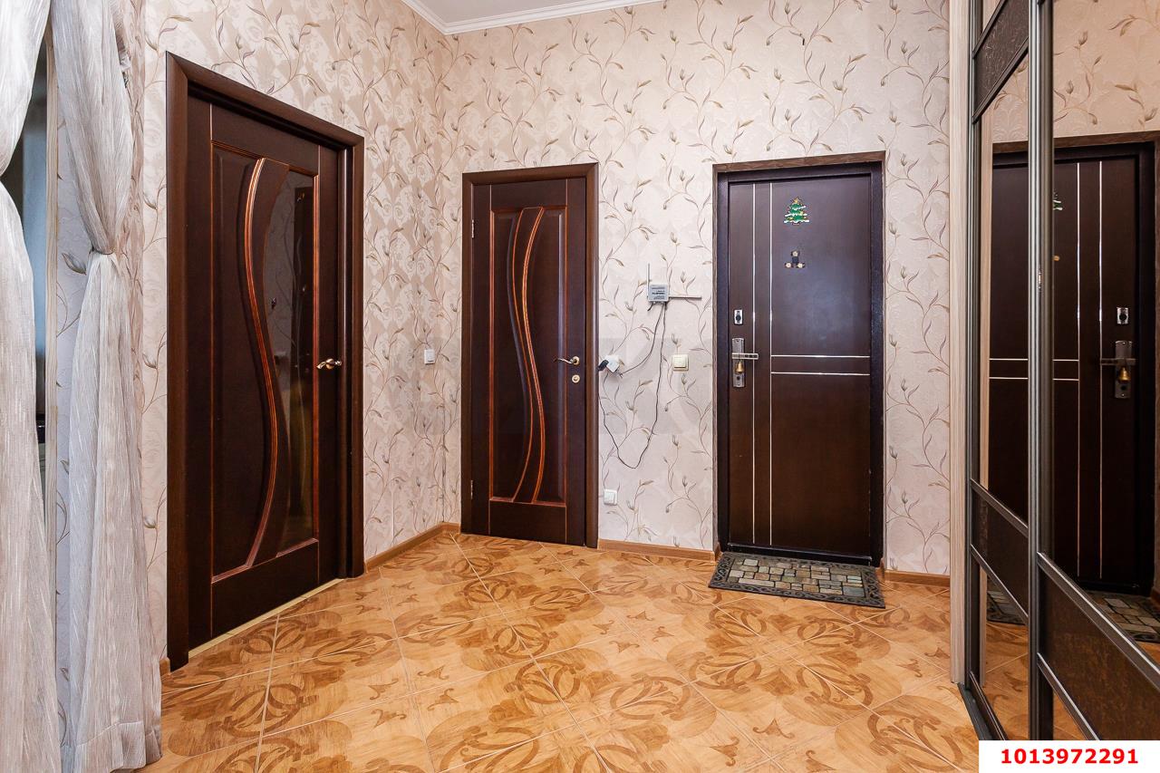 Фото №8: 1-комнатная квартира 61&nbsp;м², 9/22&nbsp;эт. - Краснодар, Западный внутригородской округ, мкр. Центральный, ул. Кубанская Набережная, 37/11