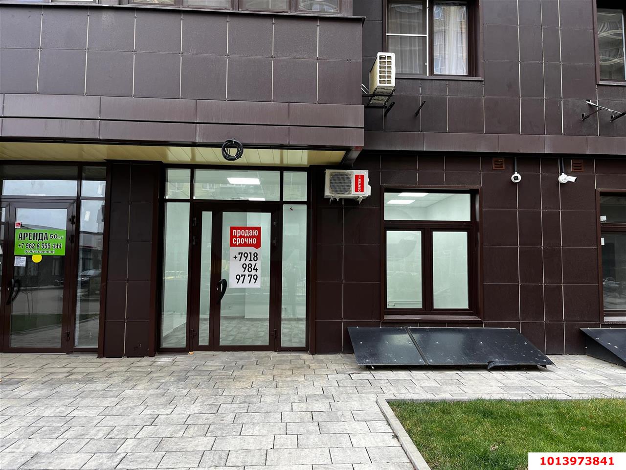 Фото №6: Торговое помещение 37&nbsp;м², 1/16&nbsp;эт. - Краснодар, Прикубанский внутригородской округ, мкр. жилой комплекс Ракурс, ул. имени Героя Ростовского, 8к2