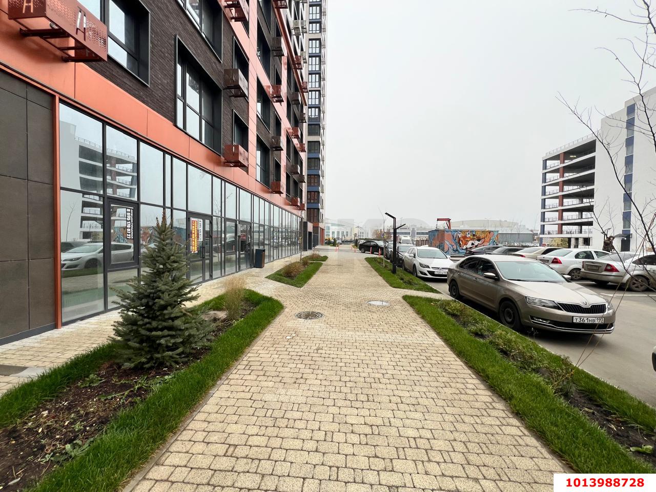 Фото №2: Торговое помещение 86&nbsp;м², 1/9&nbsp;эт. - Краснодар, Прикубанский внутригородской округ, мкр. ЖК Архитектор, ул. Наставников, 12