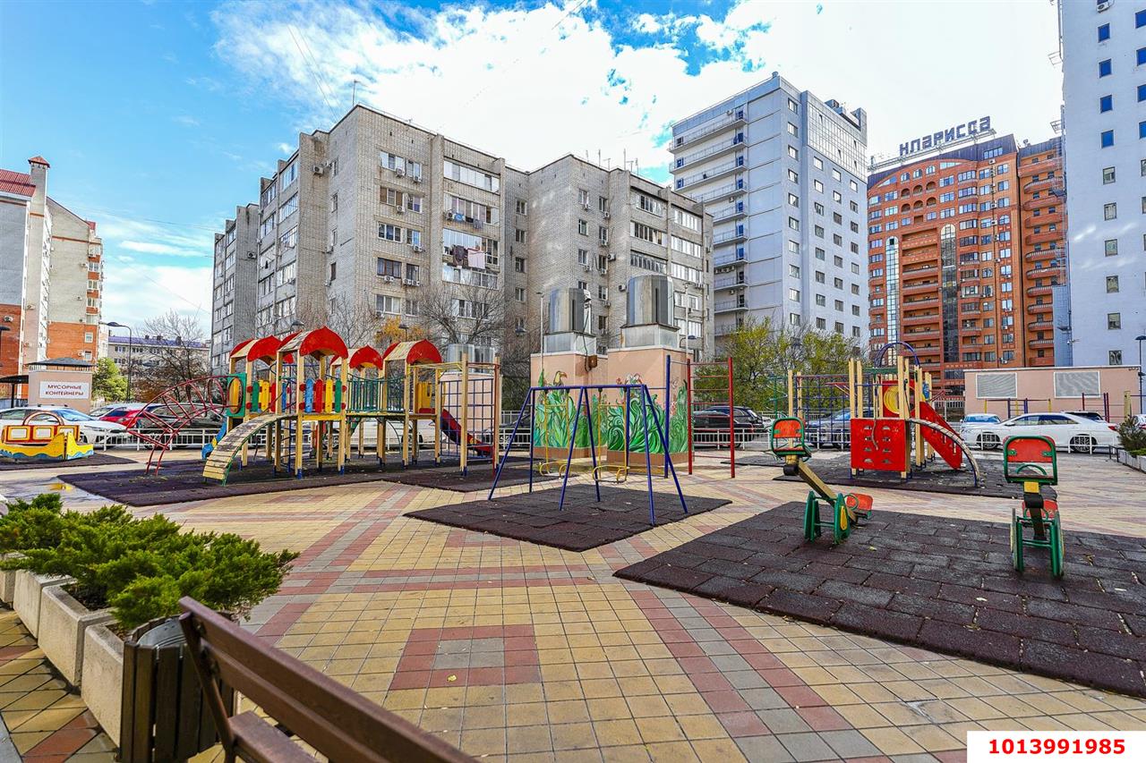 Фото №29: 4-комнатная квартира 136&nbsp;м², 17/19&nbsp;эт. - Краснодар, Западный внутригородской округ, мкр. Центральный, ул. Кубанская набережная, 64