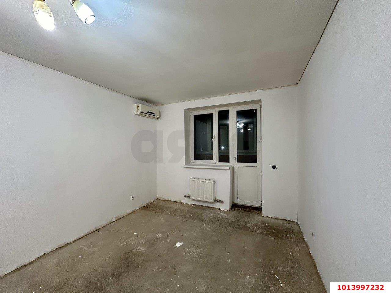 Фото №1: 1-комнатная квартира 43&nbsp;м², 2/5&nbsp;эт. - Краснодар, Прикубанский внутригородской округ, мкр. Музыкальный, ул. Московская, 148лит1