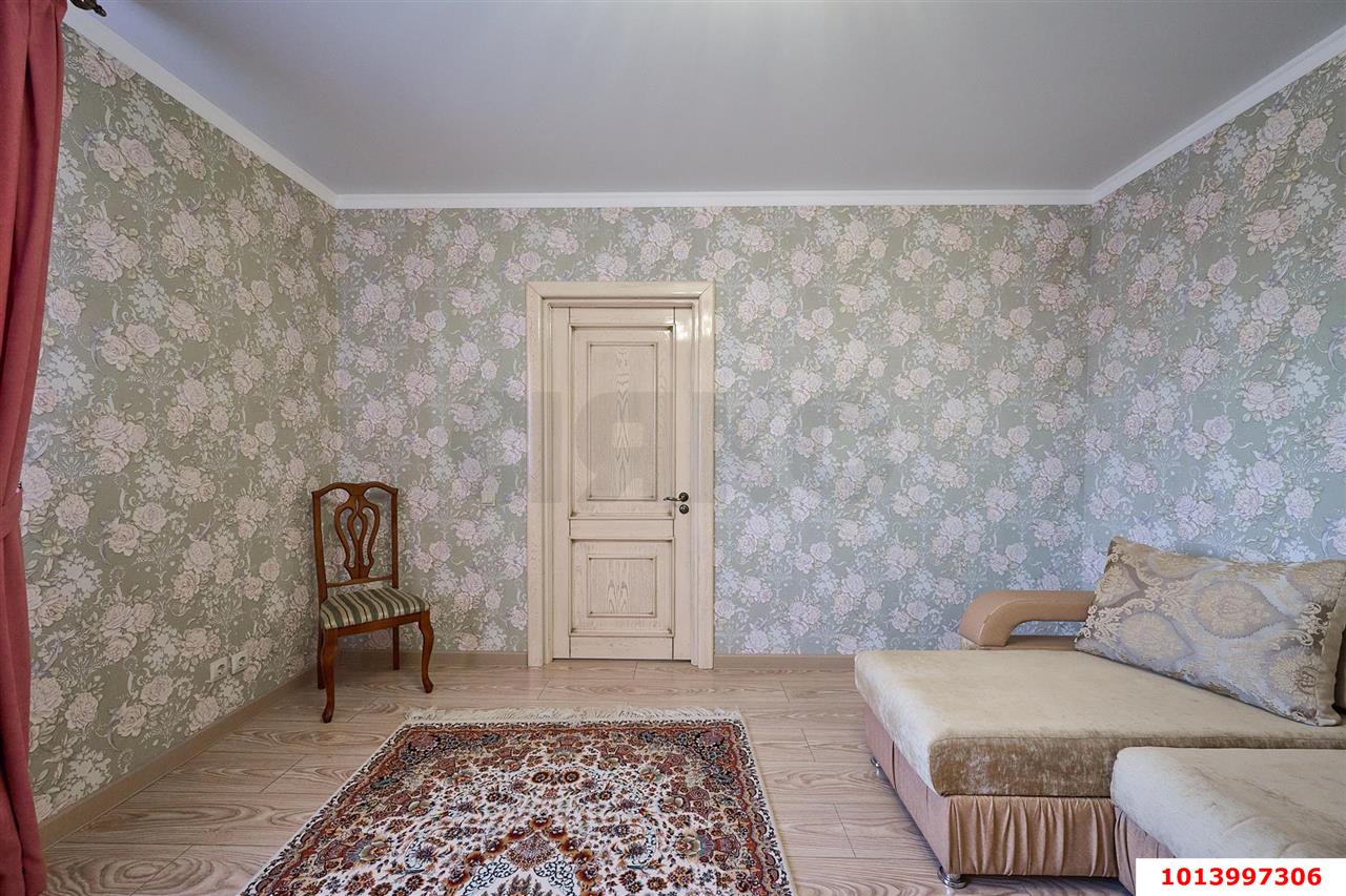 Фото №10: 3-комнатная квартира 150&nbsp;м², 3/16&nbsp;эт. - Краснодар, Центральный внутригородской округ, мкр. Центральный, ул. Промышленная, 49/1