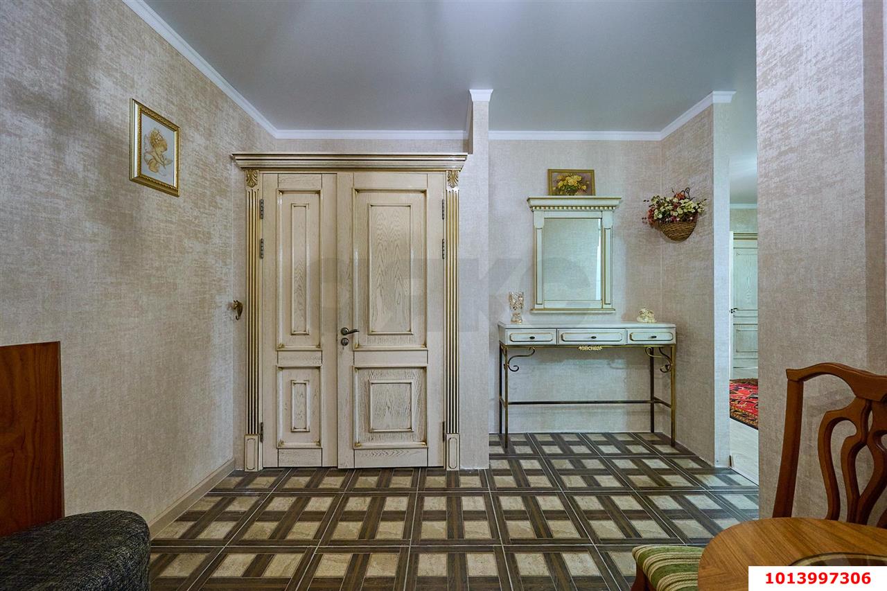 Фото №17: 3-комнатная квартира 150&nbsp;м², 3/16&nbsp;эт. - Краснодар, Центральный внутригородской округ, мкр. Центральный, ул. Промышленная, 49/1