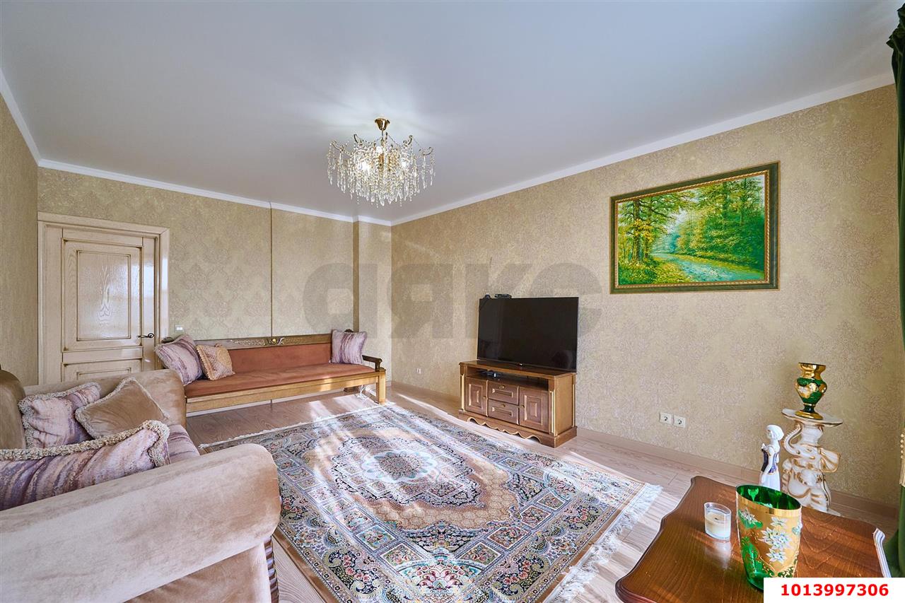 Фото №14: 3-комнатная квартира 150&nbsp;м², 3/16&nbsp;эт. - Краснодар, Центральный внутригородской округ, мкр. Центральный, ул. Промышленная, 49/1