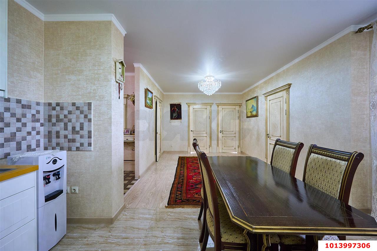 Фото №8: 3-комнатная квартира 150&nbsp;м², 3/16&nbsp;эт. - Краснодар, Центральный внутригородской округ, мкр. Центральный, ул. Промышленная, 49/1