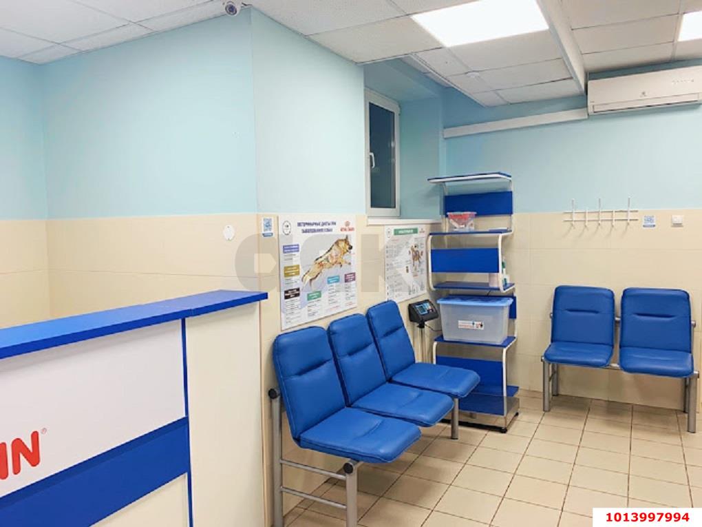 Фото №6: Торговое помещение 147&nbsp;м², 6&nbsp;эт. - Краснодар, Карасунский внутригородской округ, мкр. Черёмушки, ул. Селезнёва, 4/6