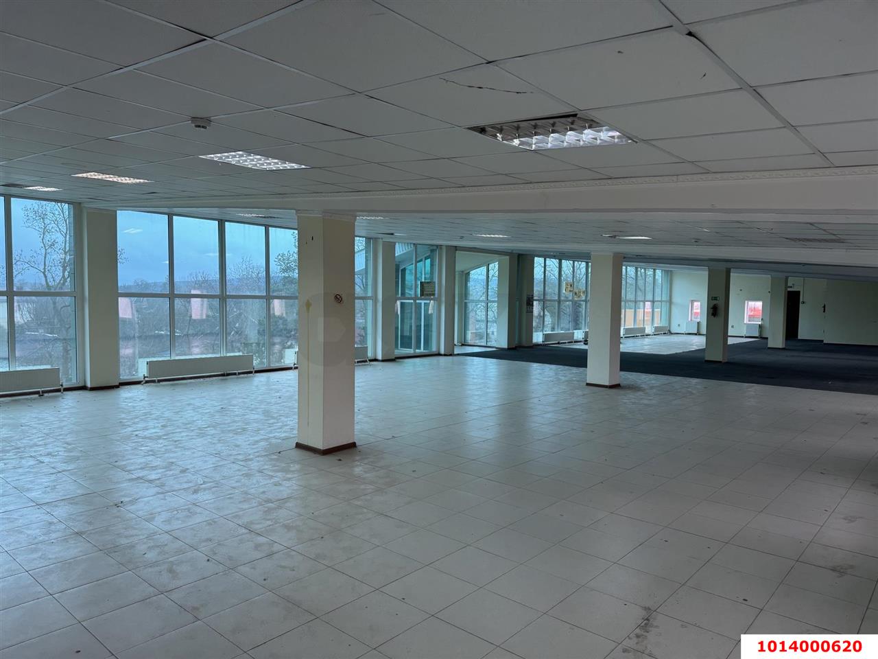 Фото №5: Отдельное здание 1040&nbsp;м², 1/3&nbsp;эт. - Абинск, ул. Советов, 19А