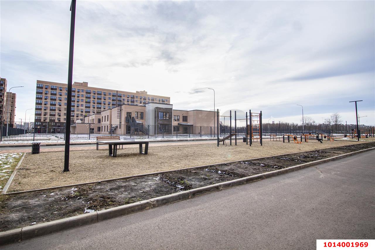 Фото №1: Торговое помещение 43&nbsp;м², 1/9&nbsp;эт. - Краснодар, Прикубанский внутригородской округ, мкр. жилой комплекс Новые Сезоны, ул. Скандинавская, 1к3