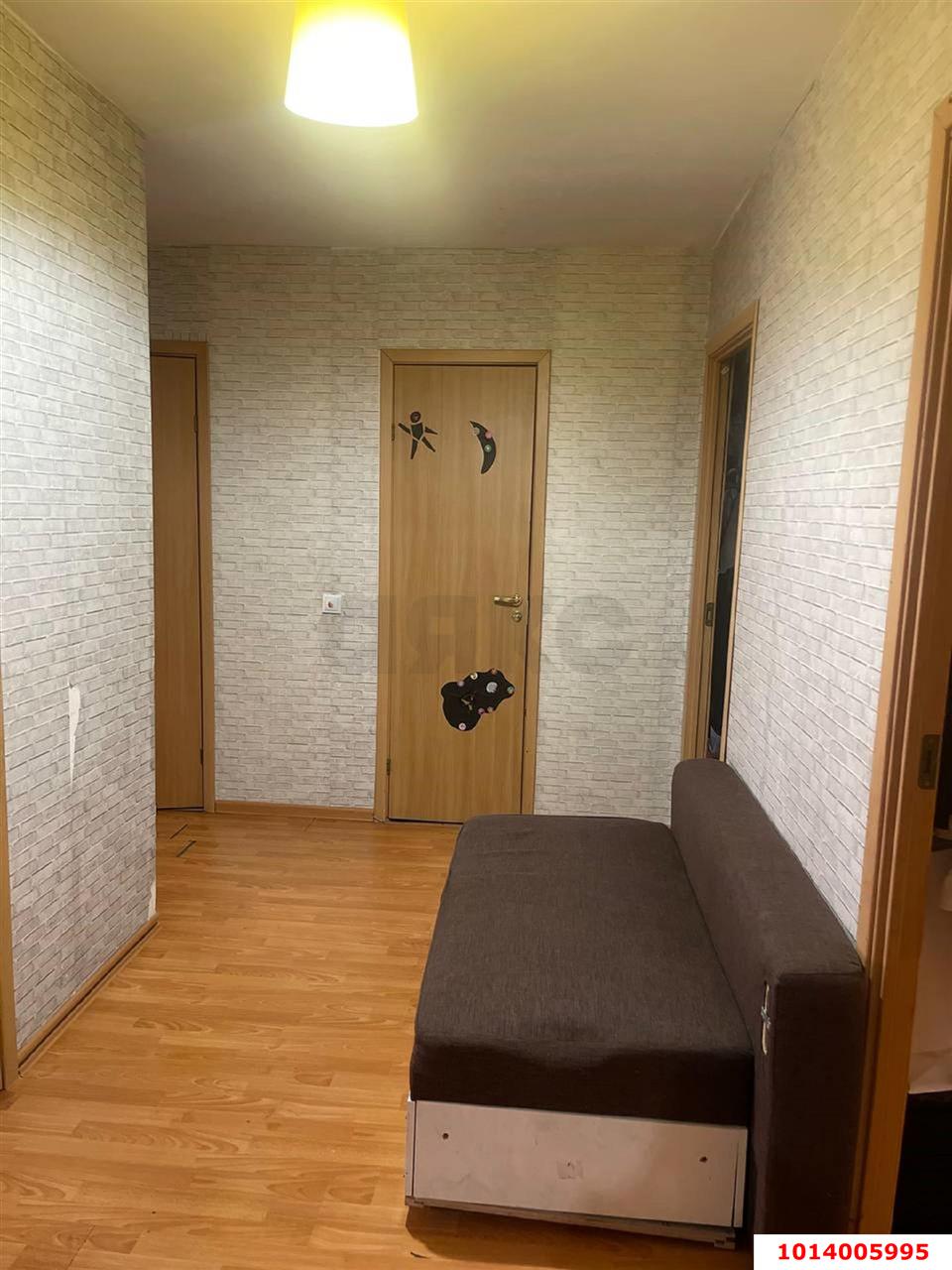 Фото №17: 3-комнатная квартира 90&nbsp;м², 13/16&nbsp;эт. - Краснодар, Прикубанский внутригородской округ, 9-й километр, мкр. Военный городок № 106, ул. имени Дзержинского, 54/15