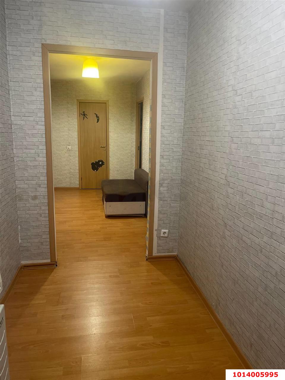 Фото №18: 3-комнатная квартира 90&nbsp;м², 13/16&nbsp;эт. - Краснодар, Прикубанский внутригородской округ, 9-й километр, мкр. Военный городок № 106, ул. имени Дзержинского, 54/15