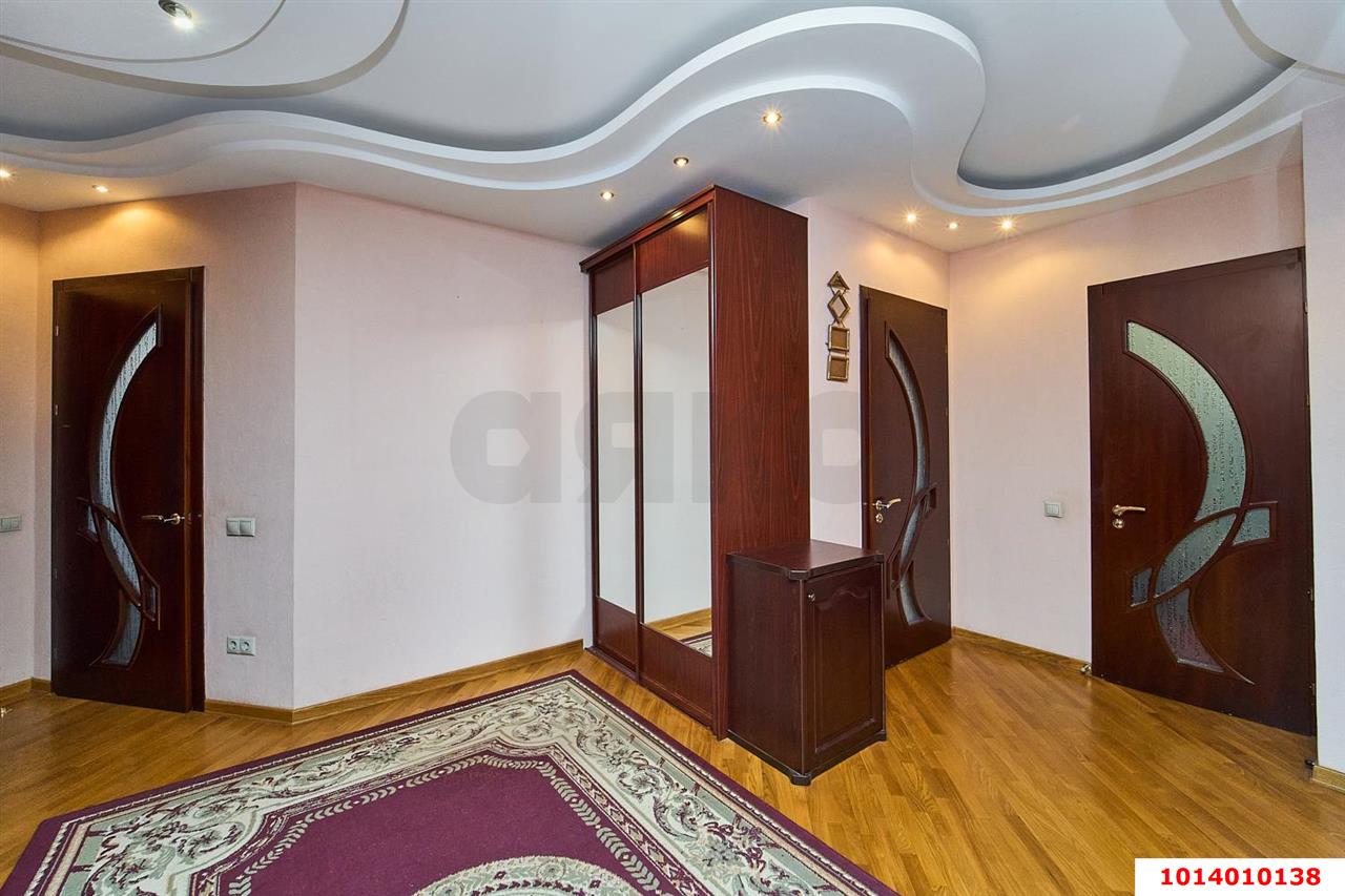 Фото №2: 3-комнатная квартира 120&nbsp;м², 7/16&nbsp;эт. - Краснодар, Прикубанский внутригородской округ, Отделение № 1 совхоза Солнечный, мкр. Фестивальный, ул. Атарбекова, 7