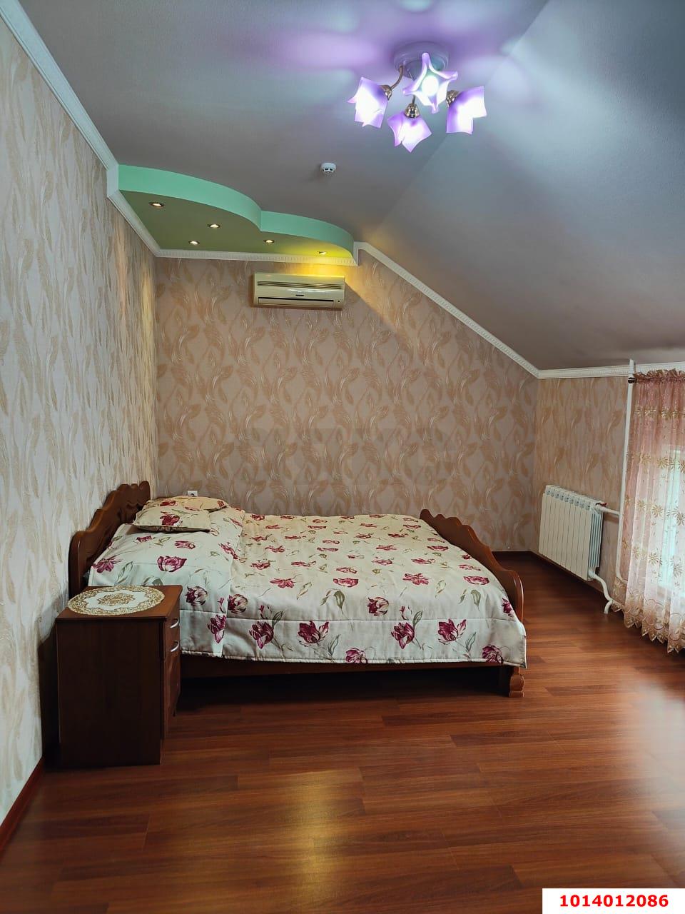 Фото №10: Дом 499&nbsp;м² + 9.4&nbsp;сот., 3&nbsp;эт. - Кореновск, мкр. 4-й квартал, ул. Мира, 137Е