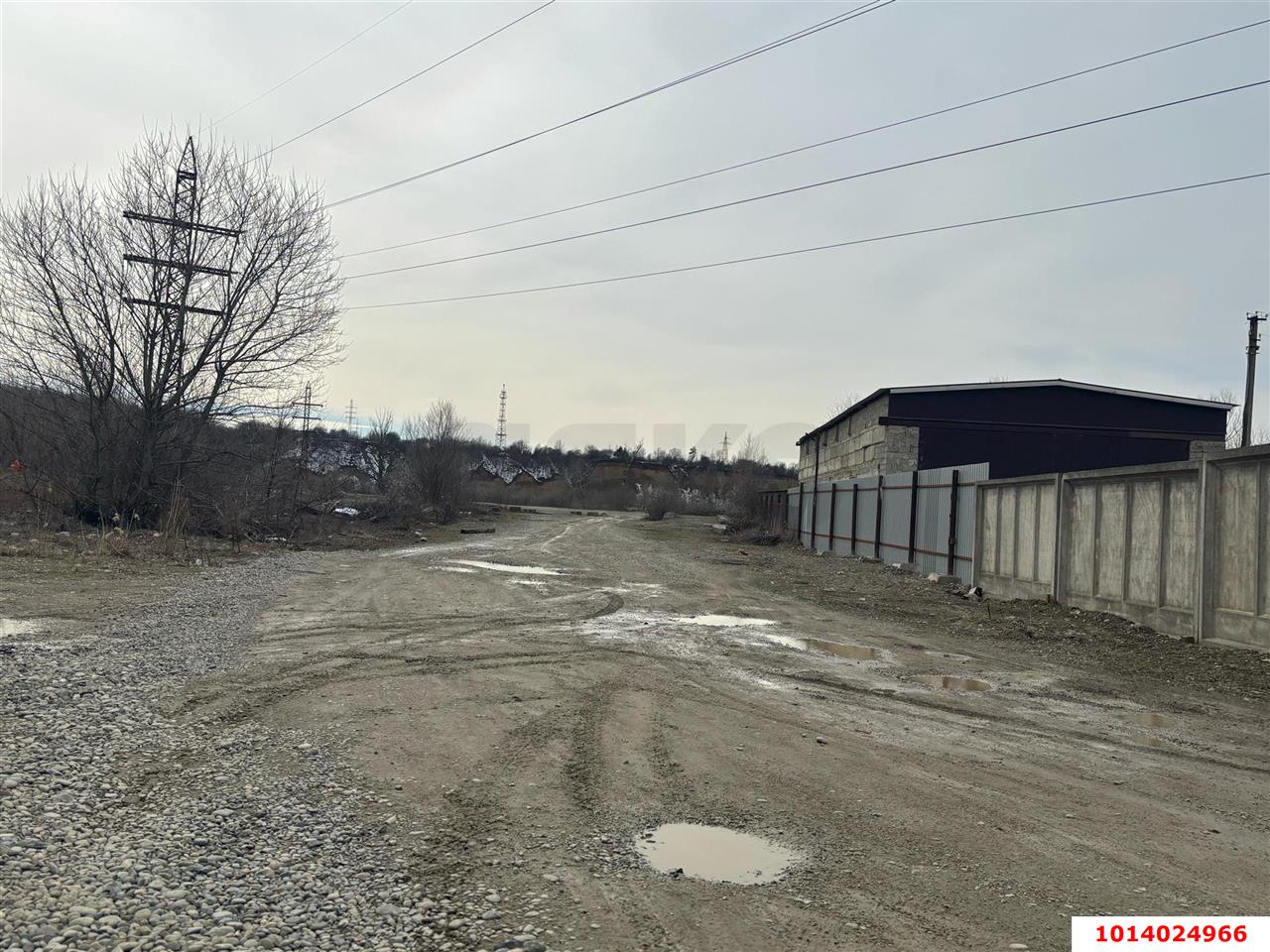 Фото №1: Производственное помещение 1000&nbsp;м², 1/1&nbsp;эт. - Белореченск, аллея Тополиная, 7