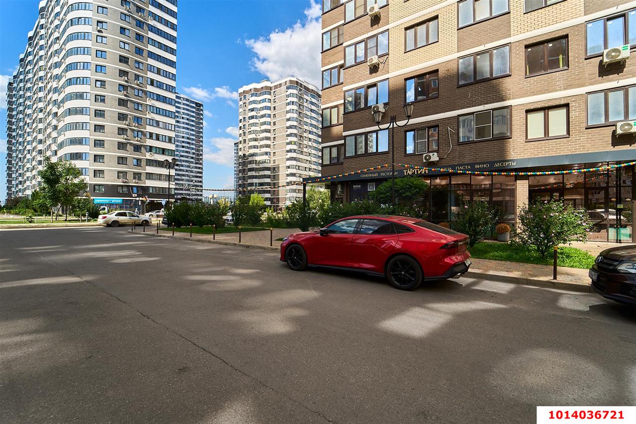 Фото №9: Торговое помещение 268&nbsp;м², 1/19&nbsp;эт. - Краснодар, Прикубанский внутригородской округ, Россинского, мкр. жилой комплекс Дружный