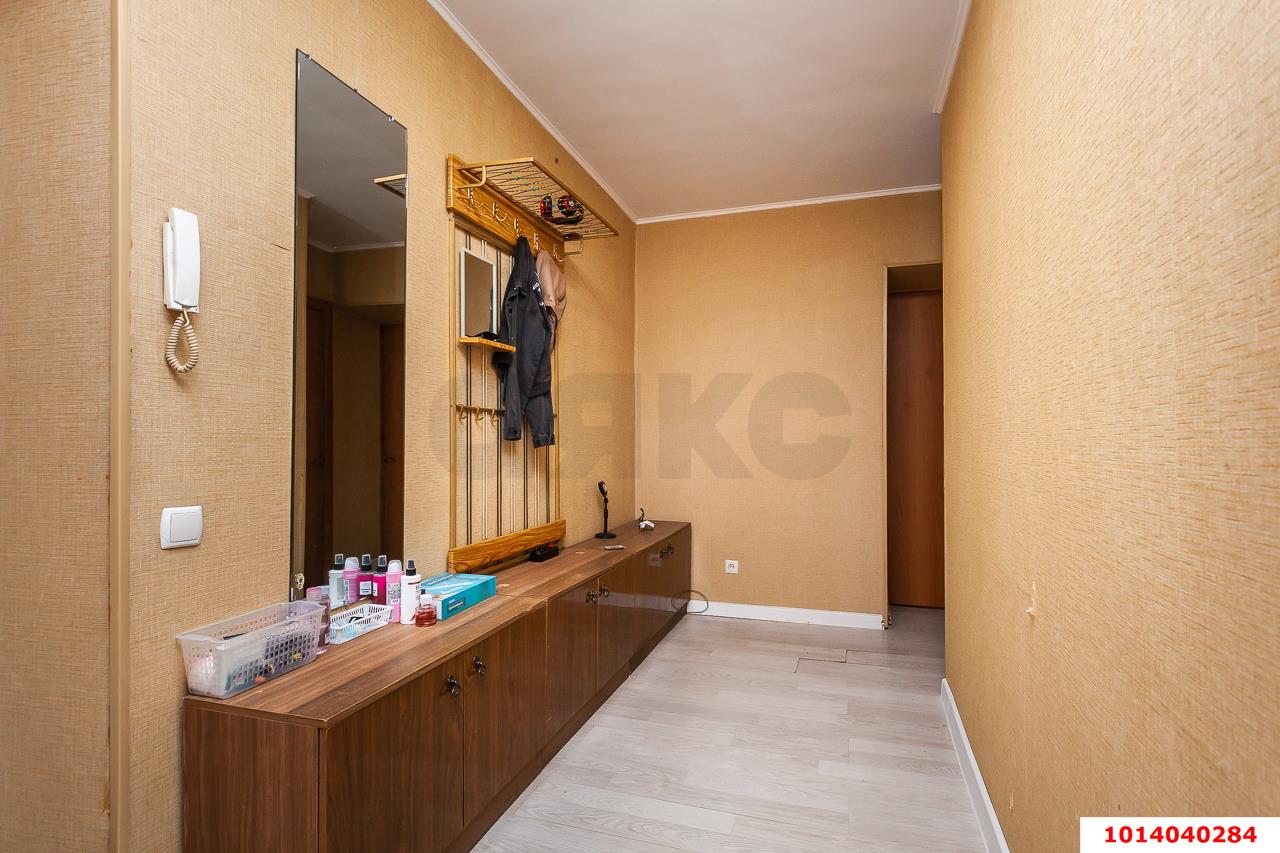 Фото №15: 2-комнатная квартира 55&nbsp;м², 5/9&nbsp;эт. - Краснодар, Центральный внутригородской округ, мкр. Центральный, ул. Красноармейская, 140