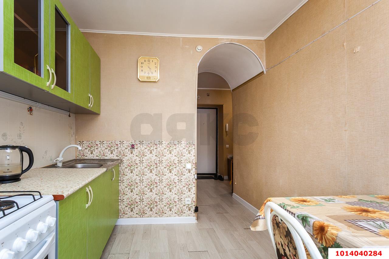 Фото №10: 2-комнатная квартира 55&nbsp;м², 5/9&nbsp;эт. - Краснодар, Центральный внутригородской округ, мкр. Центральный, ул. Красноармейская, 140