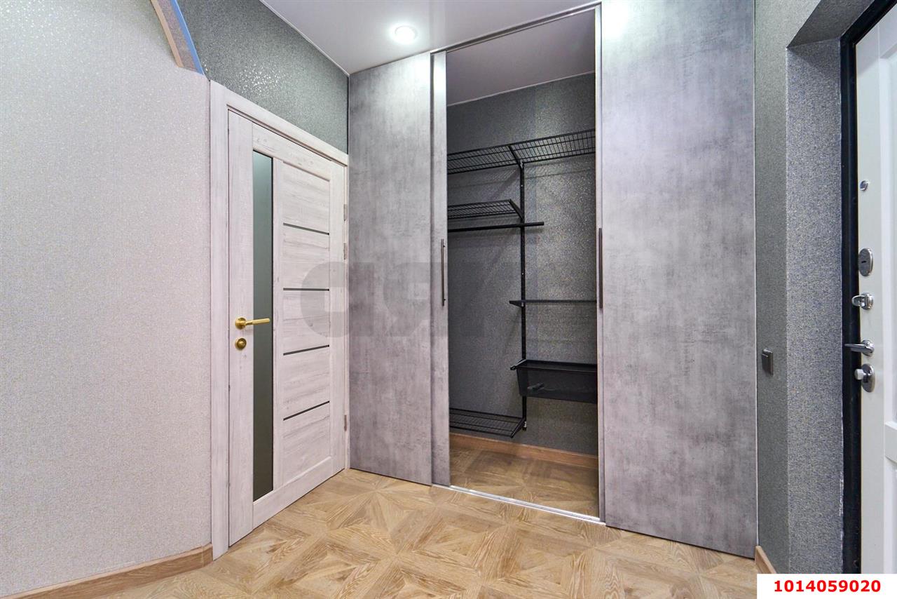 Фото №6: 1-комнатная квартира 30&nbsp;м², 12/25&nbsp;эт. - Краснодар, Центральный внутригородской округ, Табачная Фабрика, мкр. ЖК Все Свои Вип, ул. Колхозная, 5/2
