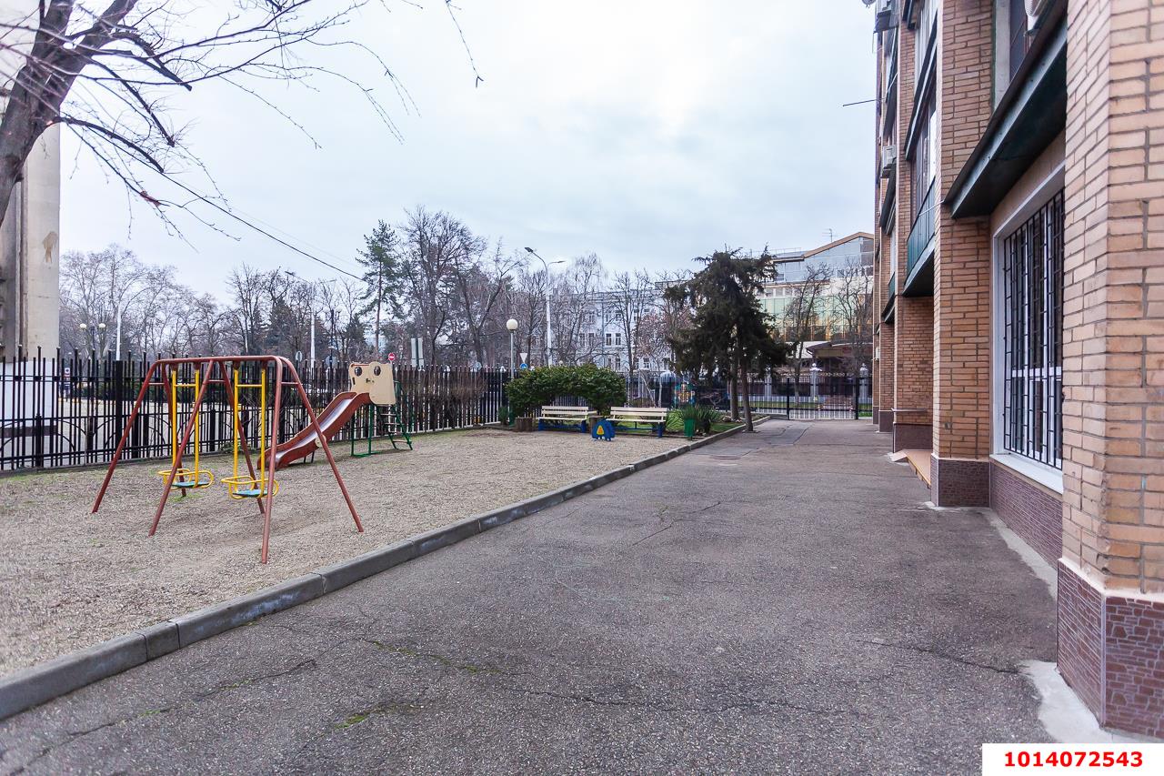 Фото №16: 3-комнатная квартира 98&nbsp;м², 6/9&nbsp;эт. - Краснодар, Западный внутригородской округ, мкр. Центральный, ул. имени Пушкина, 12