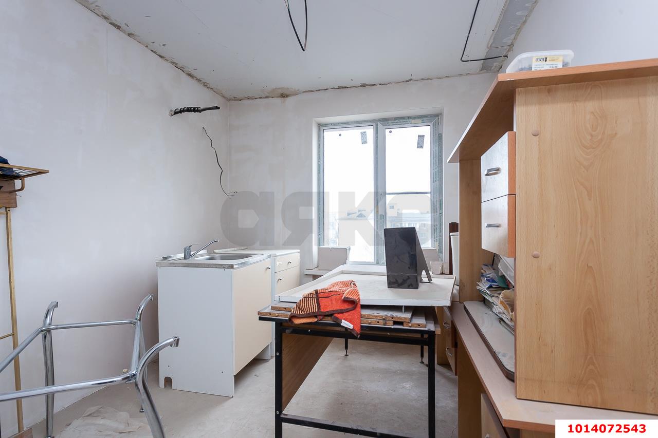 Фото №3: 3-комнатная квартира 98&nbsp;м², 6/9&nbsp;эт. - Краснодар, Западный внутригородской округ, мкр. Центральный, ул. имени Пушкина, 12