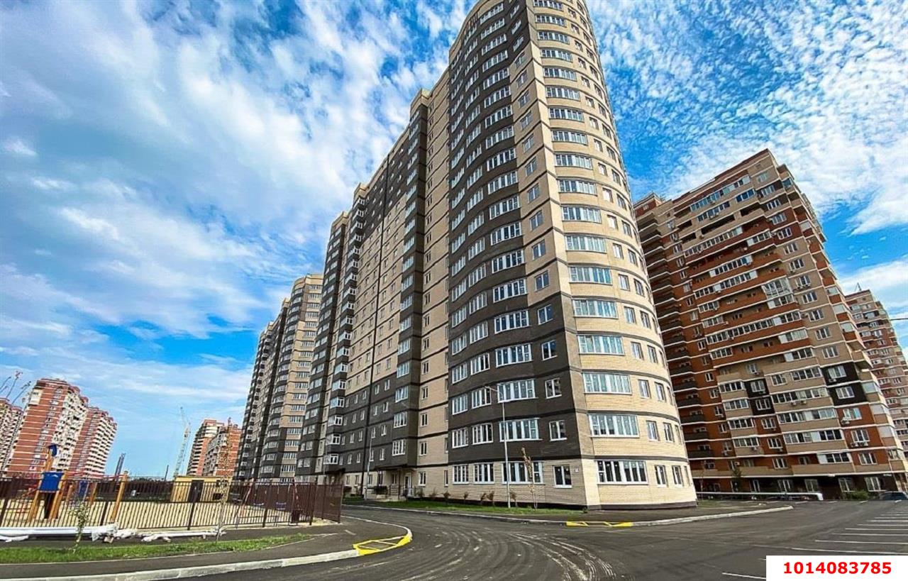Фото №1: 1-комнатная квартира 45&nbsp;м², 1/19&nbsp;эт. - Краснодар, Прикубанский внутригородской округ, ЖК Тополиная Топольковая, мкр. имени Петра Метальникова, ул. Тополиная, 40/1