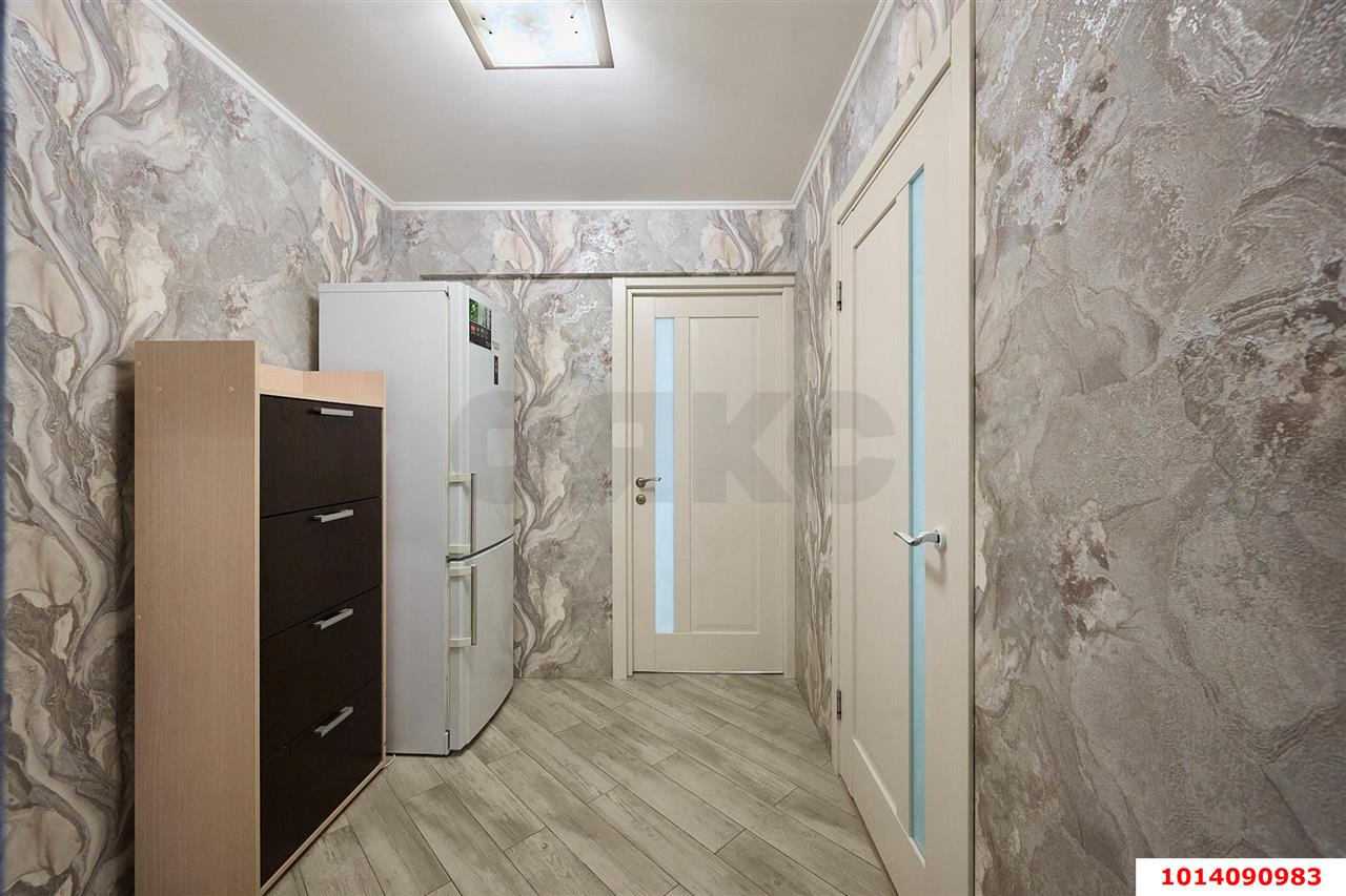 Фото №3: 2-комнатная квартира 41&nbsp;м², 2/5&nbsp;эт. - Краснодар, Карасунский внутригородской округ, мкр. Черёмушки, ул. Селезнёва, 190