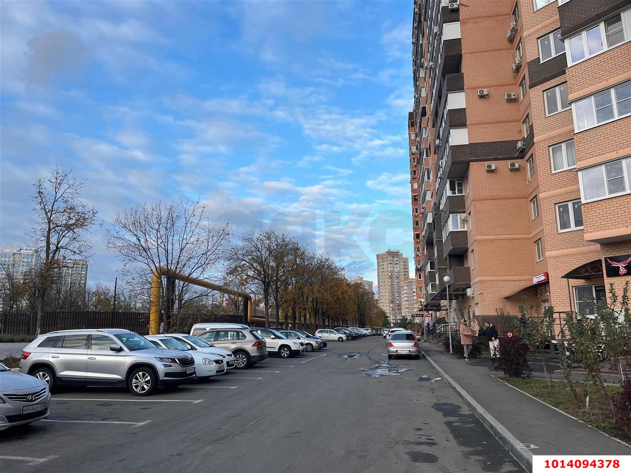 Фото №3: Торговое помещение 62&nbsp;м², 1/16&nbsp;эт. - Краснодар, Карасунский внутригородской округ, Почтовый, мкр. жилой комплекс Авиатор, ул. имени Валерия Гассия, 2