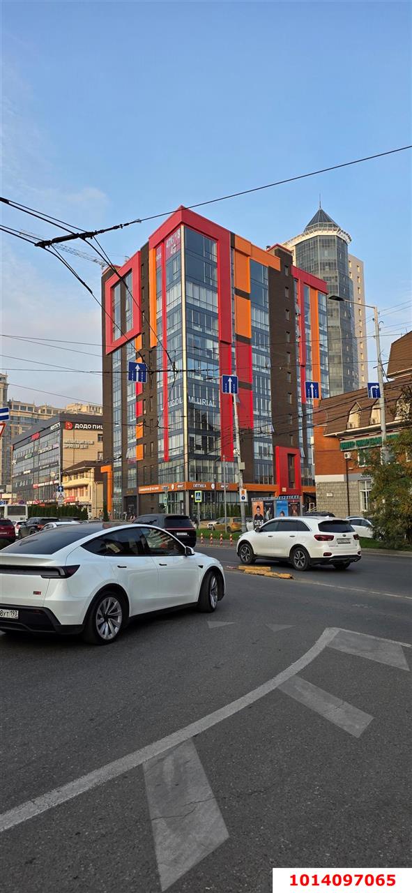 Фото №2: Офисное помещение 694&nbsp;м², 8/11&nbsp;эт. - Краснодар, Западный внутригородской округ, мкр. Фестивальный, ул. имени Тургенева, 138А