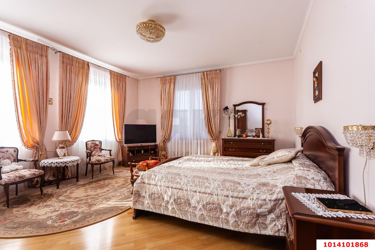 Фото №6: Дом 471&nbsp;м² + 10&nbsp;сот., 2&nbsp;эт. - Краснодар, Прикубанский внутригородской округ, мкр. Новый, ул. Сквозная