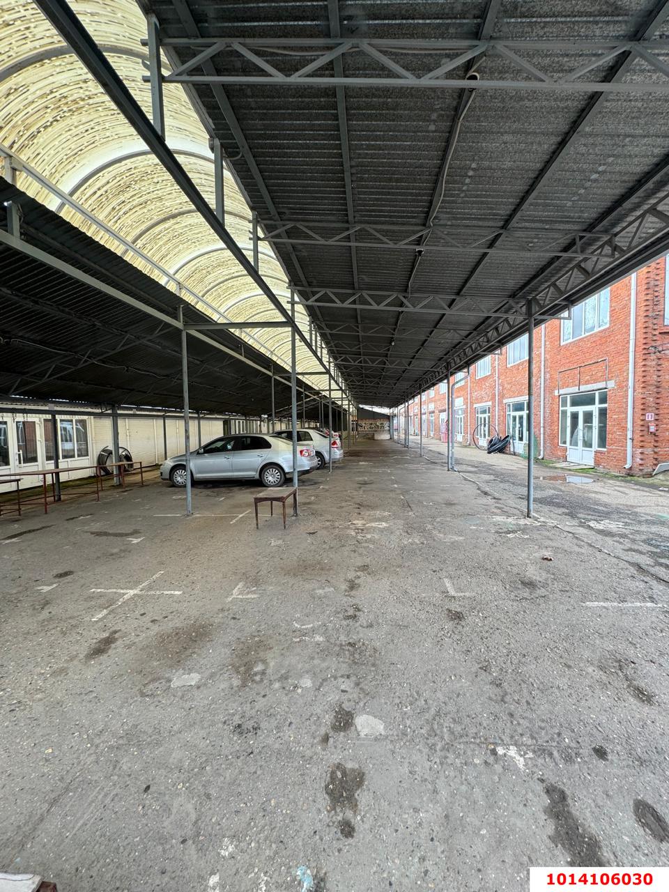 Фото №15: Торговое помещение 1034&nbsp;м², 1/2&nbsp;эт. - Усть-Лабинск, ул. Ободовского, 27