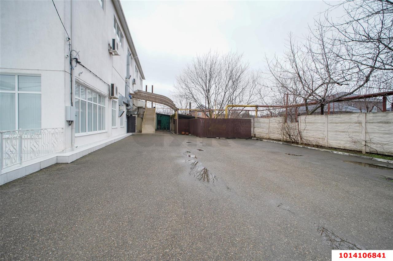 Фото №12: Отдельное здание 1012&nbsp;м², 1/2&nbsp;эт. - Новая Адыгея, мкр. жилой комплекс Тургеневский, ул. Тургеневское шоссе, 3/1