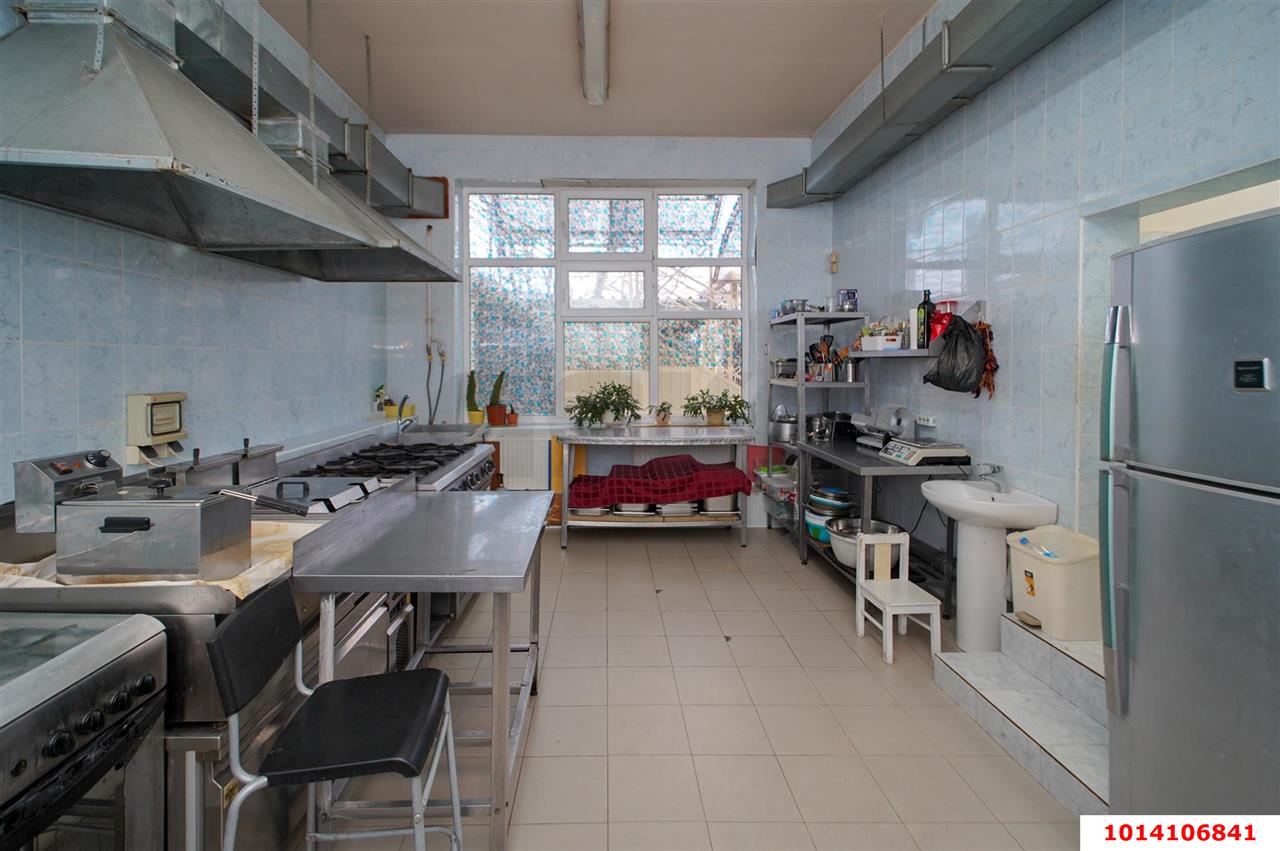 Фото №10: Отдельное здание 1012&nbsp;м², 1/2&nbsp;эт. - Новая Адыгея, мкр. жилой комплекс Тургеневский, ул. Тургеневское шоссе, 3/1