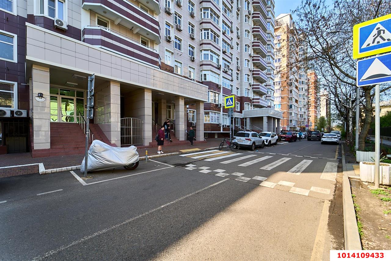 Фото №20: 3-комнатная квартира 140&nbsp;м², 7/15&nbsp;эт. - Краснодар, Западный внутригородской округ, мкр. Центральный, ул. имени Пушкина, 12