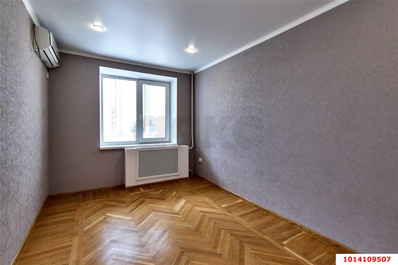 Фото №10: 3-комнатная квартира 77&nbsp;м², 4/14&nbsp;эт. - Краснодар, Западный внутригородской округ, мкр. Центральный, ул. имени Пушкина, 5